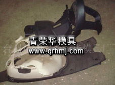 摩托車(chē)塑料件模具專家 臺(tái)州黃巖青榮華模具的精工制造